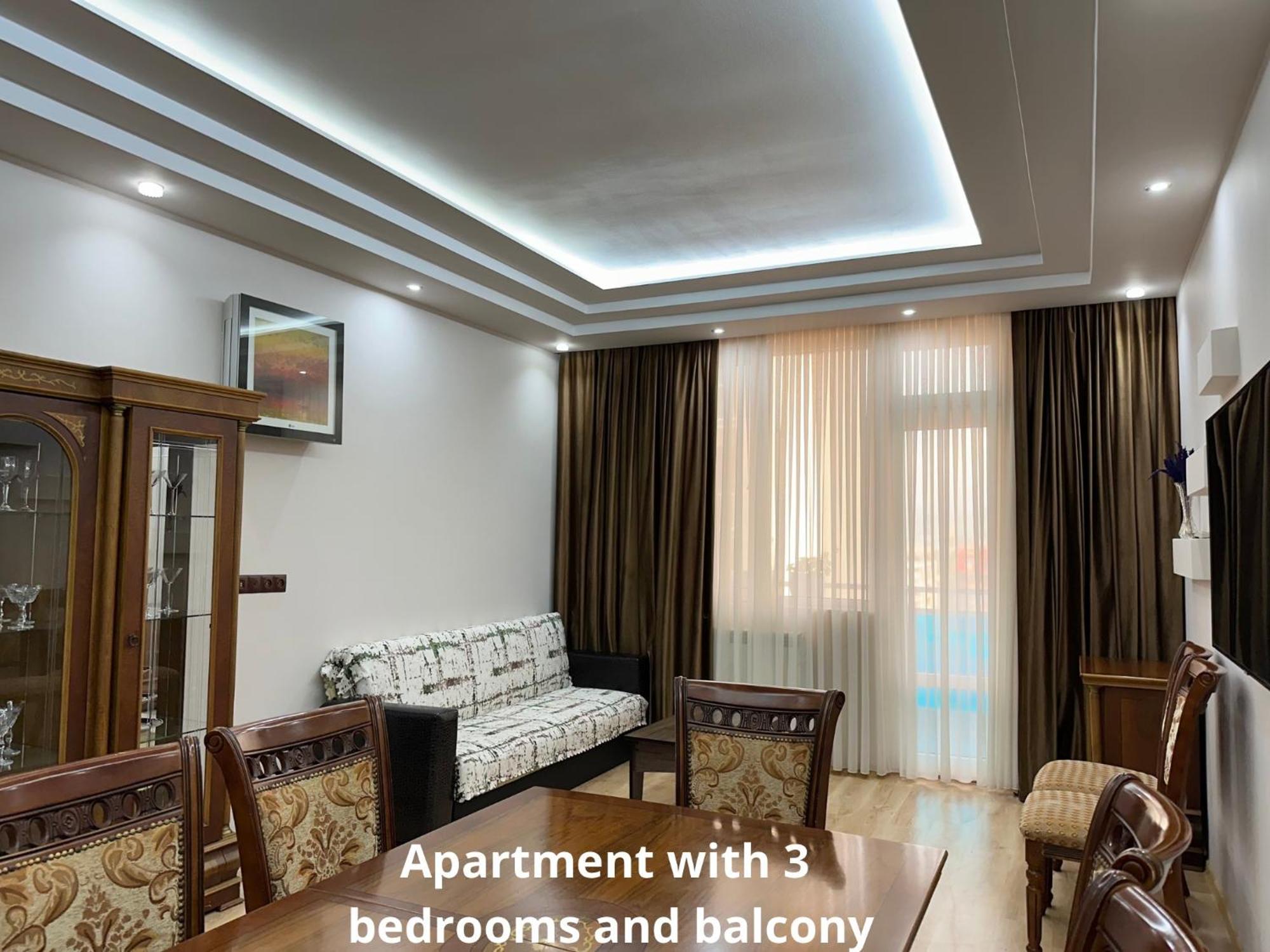 Grand Home Batumi Esterno foto