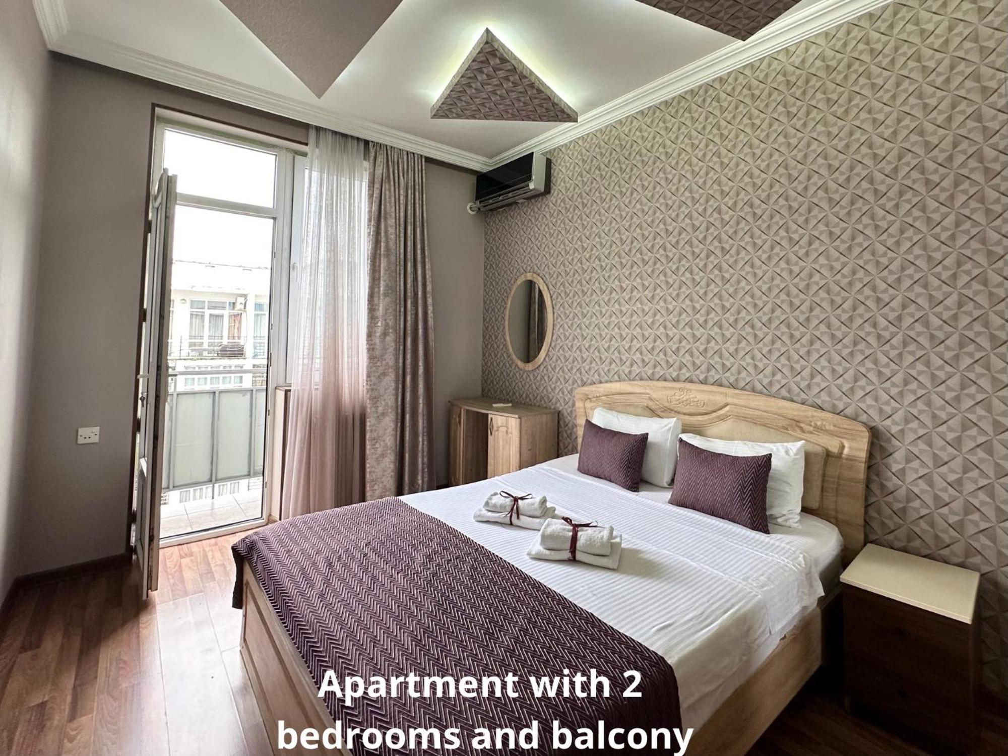 Grand Home Batumi Esterno foto