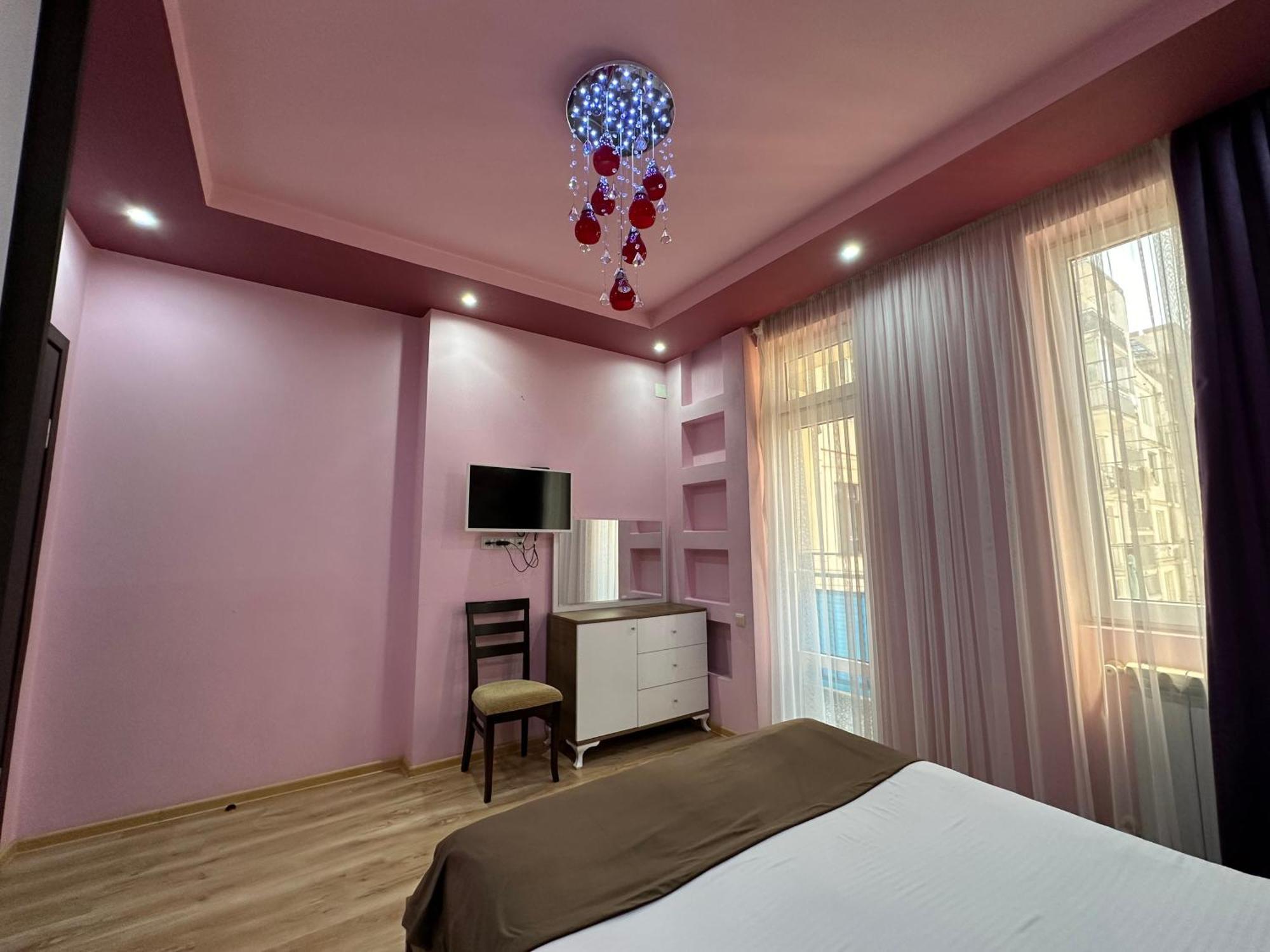 Grand Home Batumi Camera foto