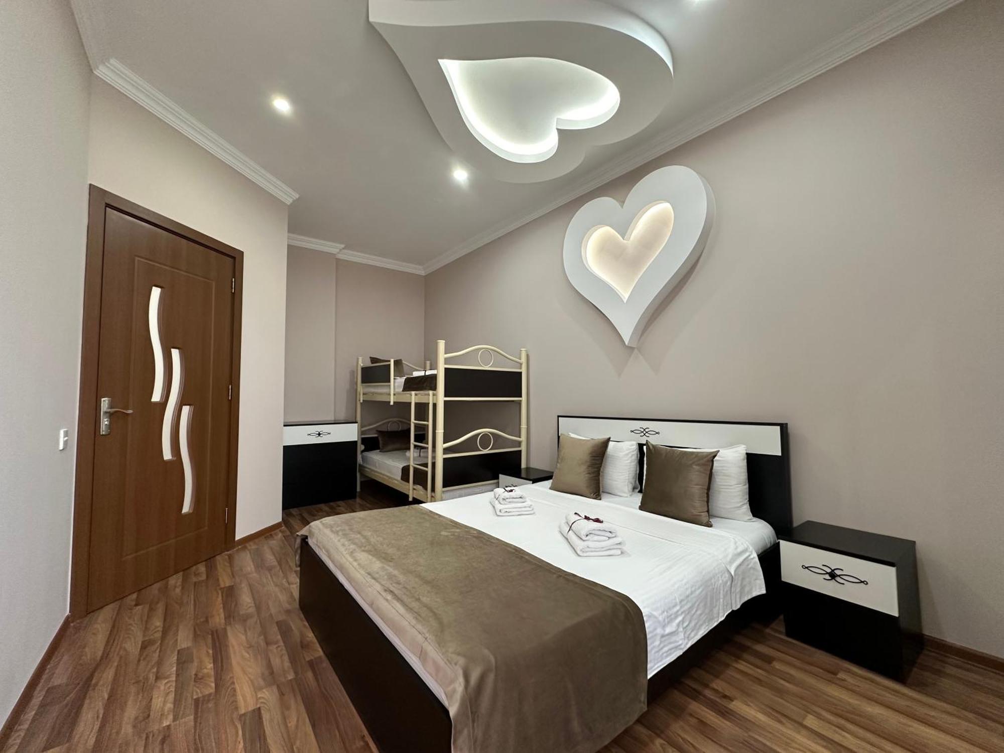 Grand Home Batumi Camera foto