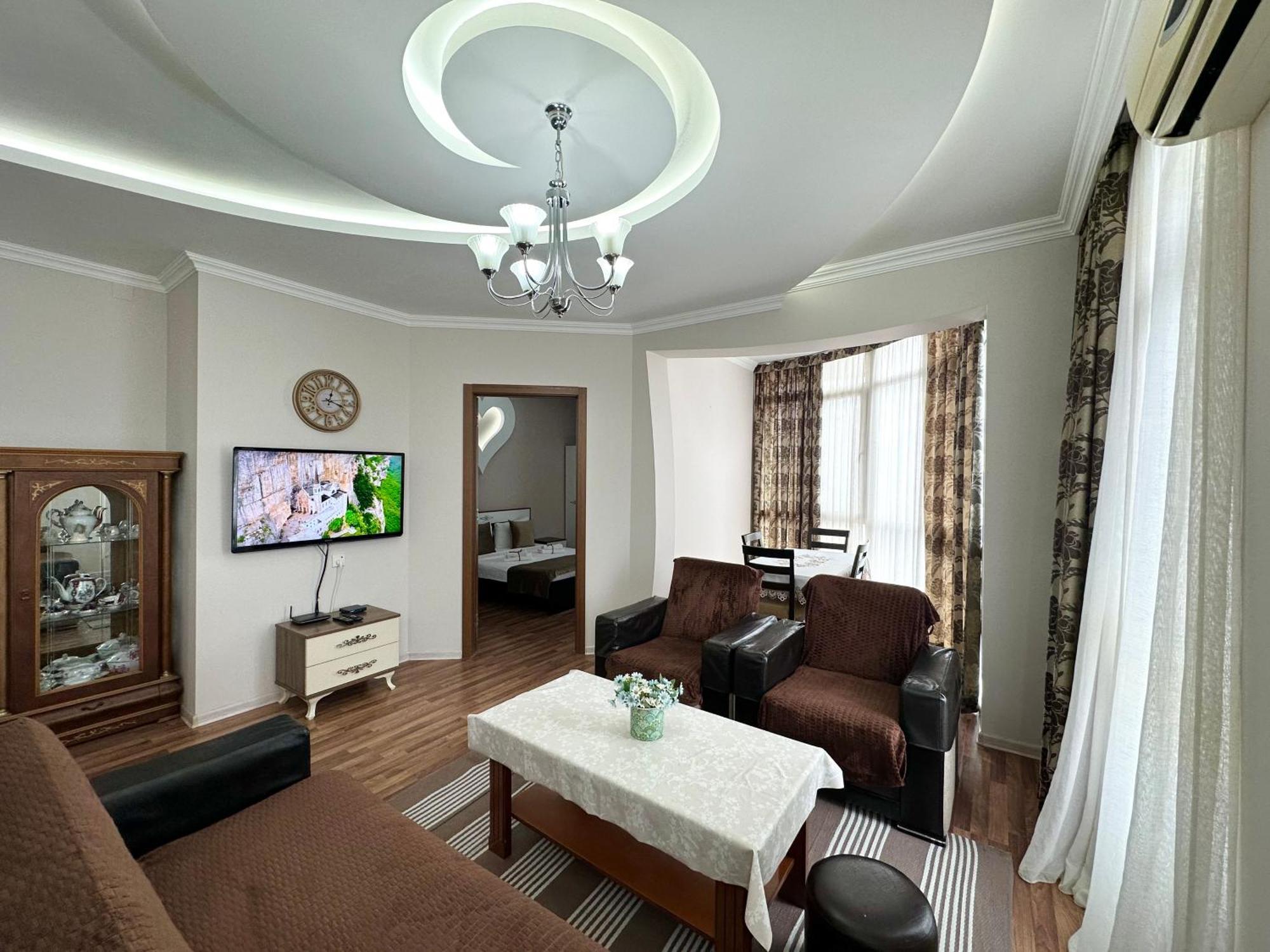 Grand Home Batumi Camera foto